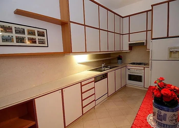 Residenza Bistrot De Πανσιόν 4*